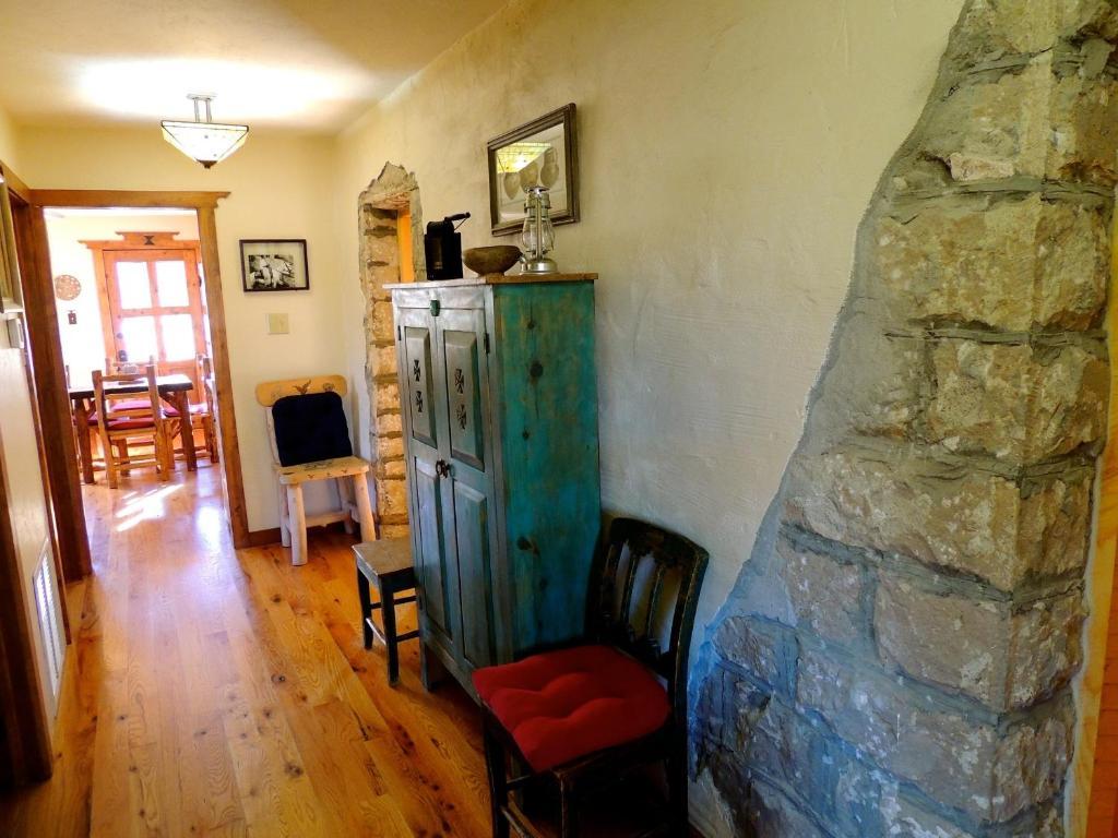 Canyon Of The Ancients Guest Ranch Cortez Room photo